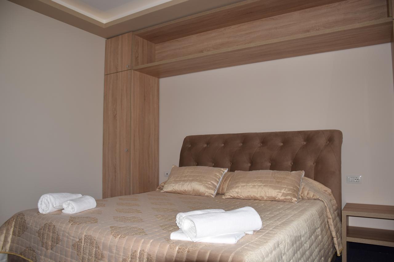 Hotel Pogradeci 2 Tushemisht Екстериор снимка