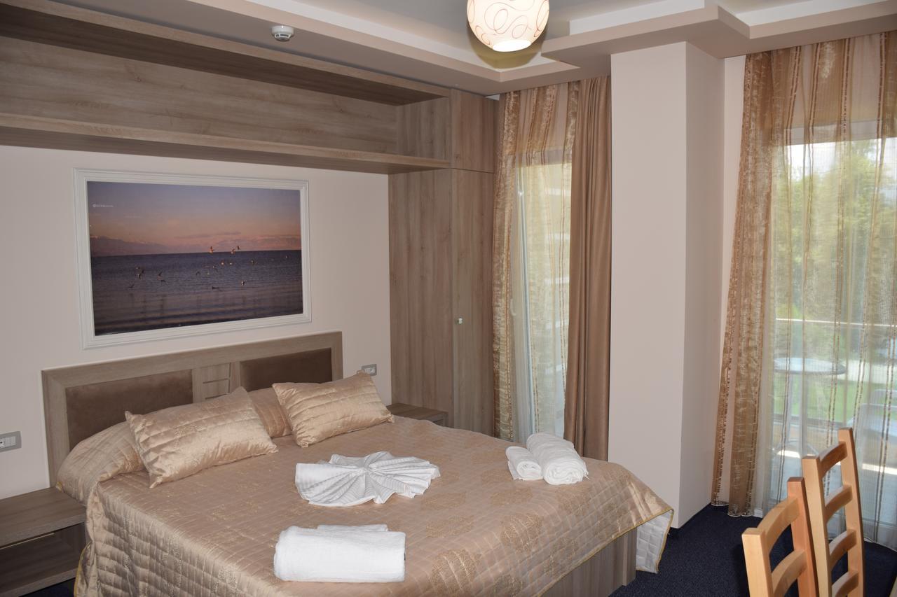Hotel Pogradeci 2 Tushemisht Екстериор снимка
