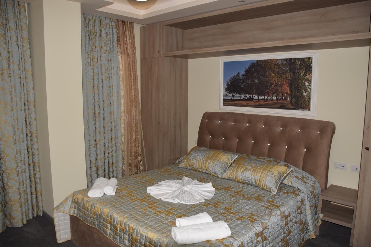 Hotel Pogradeci 2 Tushemisht Екстериор снимка
